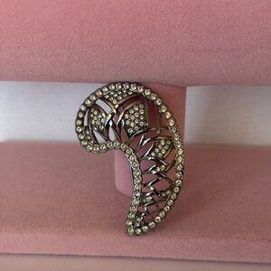 SWAROVSKI SWAN Signed Vintage Modern Paisley BROOCH PIN Silver Tone Crystal